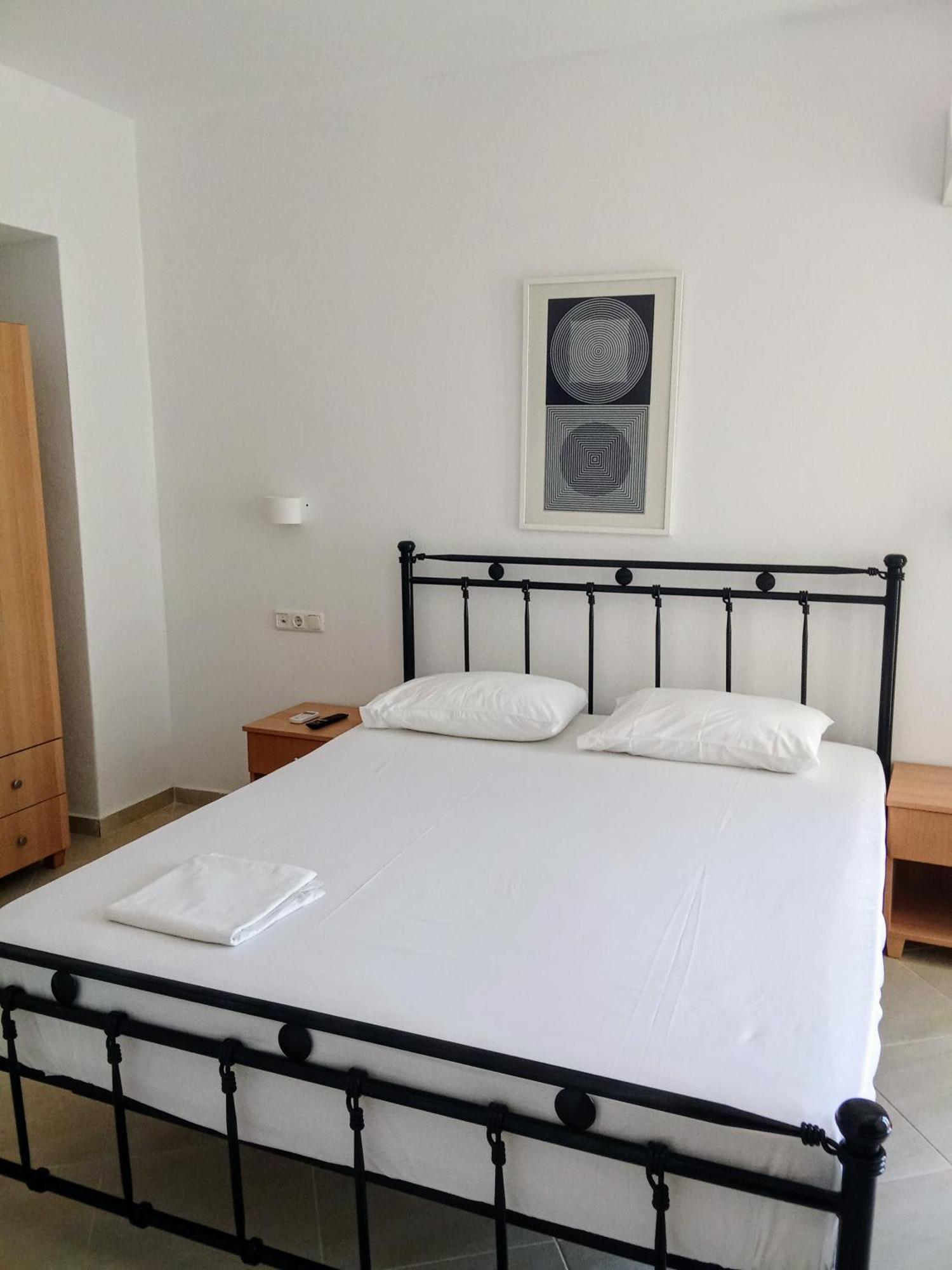 Alex Mike Apartment Agia Anna  Bagian luar foto