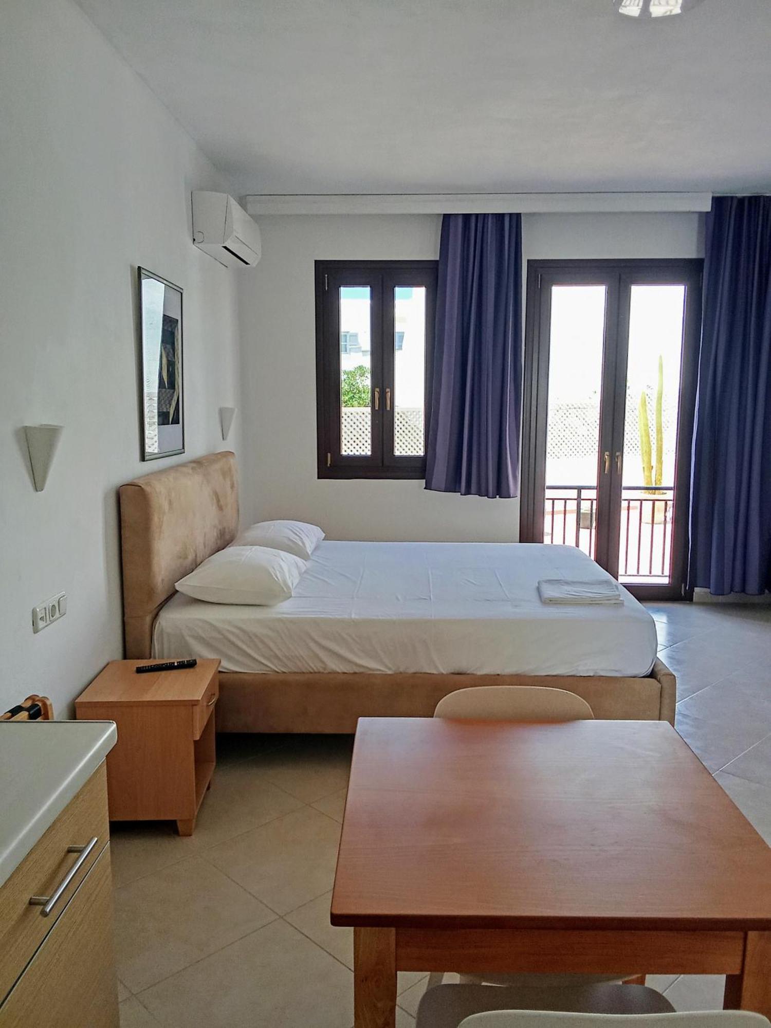 Alex Mike Apartment Agia Anna  Bagian luar foto