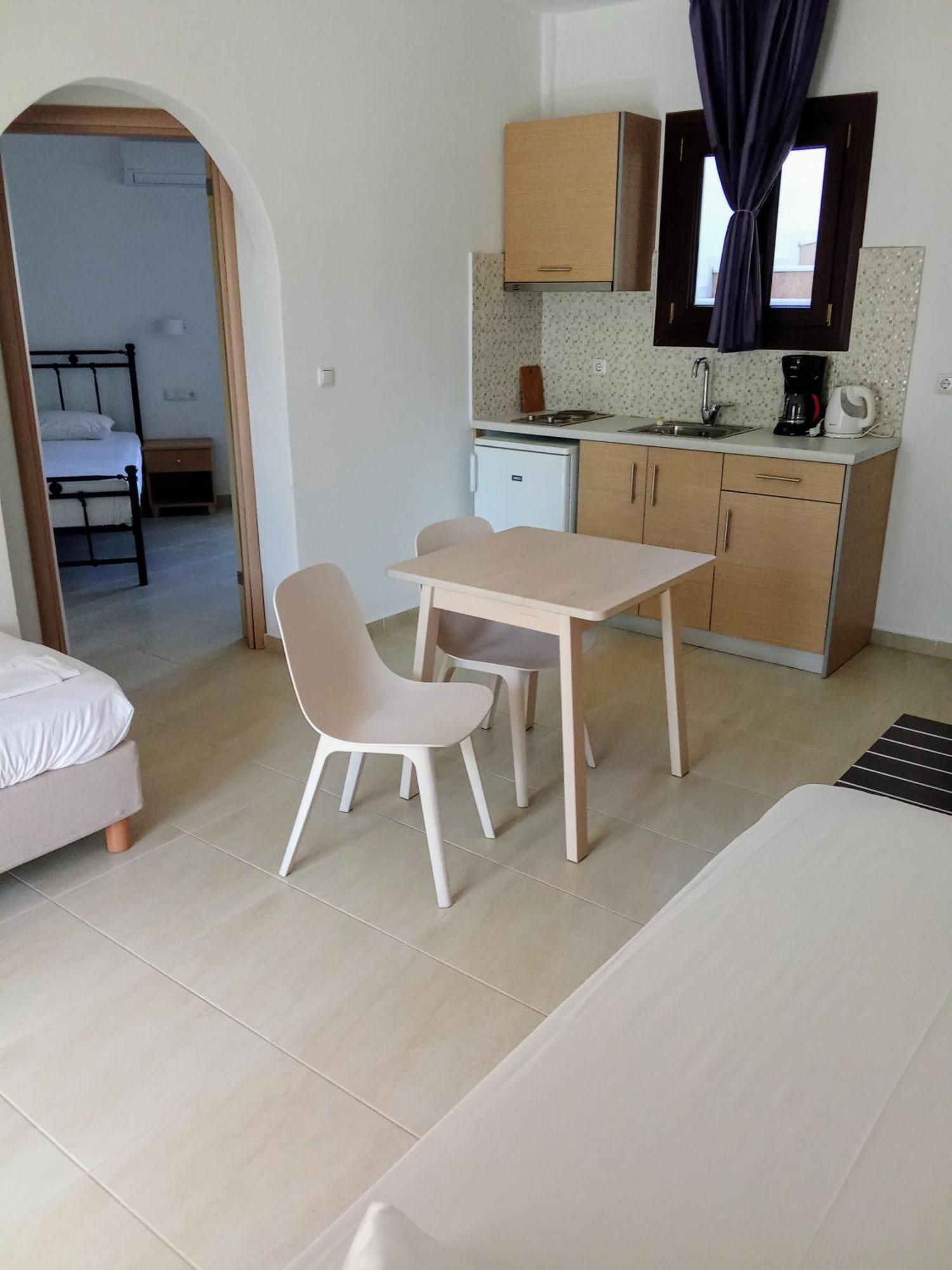Alex Mike Apartment Agia Anna  Bagian luar foto