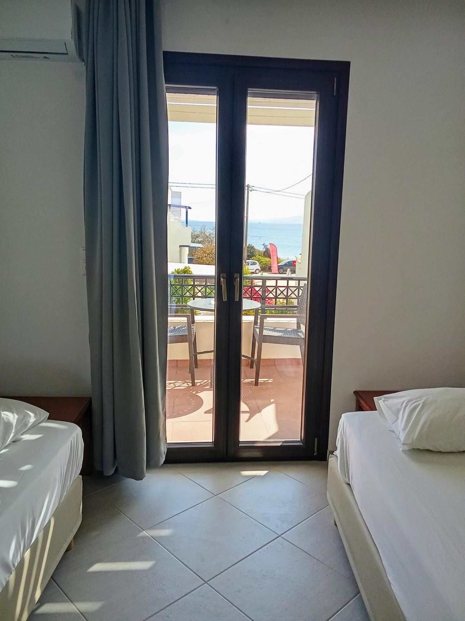 Alex Mike Apartment Agia Anna  Bagian luar foto