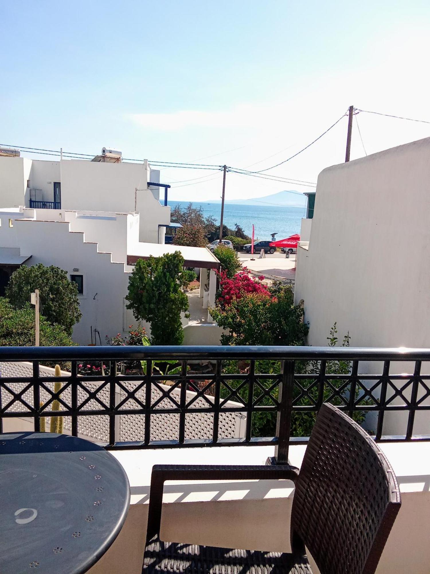 Alex Mike Apartment Agia Anna  Bagian luar foto