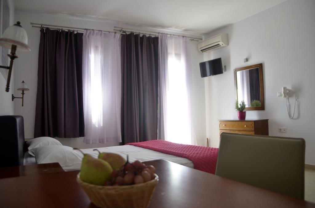 Alex Mike Apartment Agia Anna  Bagian luar foto