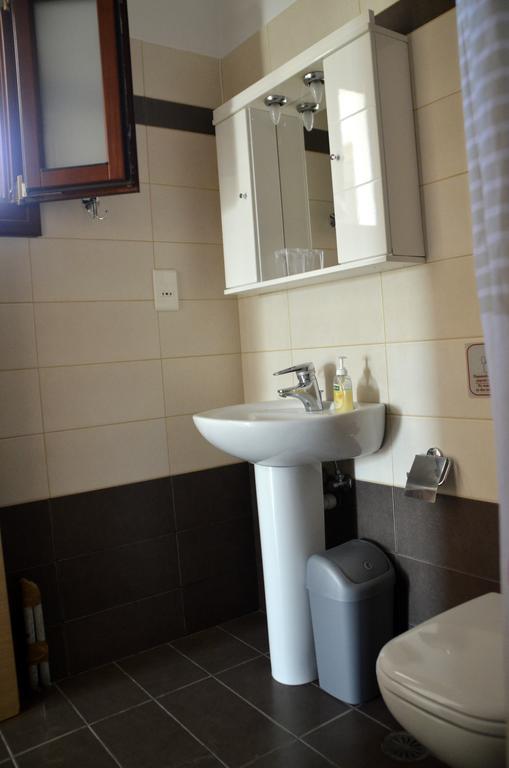 Alex Mike Apartment Agia Anna  Bagian luar foto